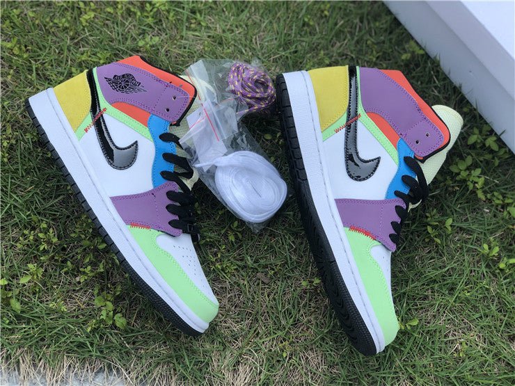 JORDAN 1 MID SE x MULTI-COLOR - Phantom Kicks