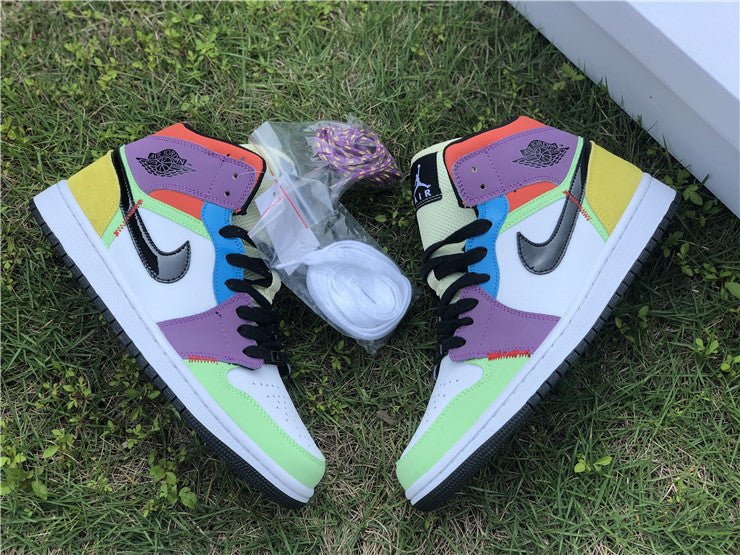 JORDAN 1 MID SE x MULTI-COLOR - Phantom Kicks