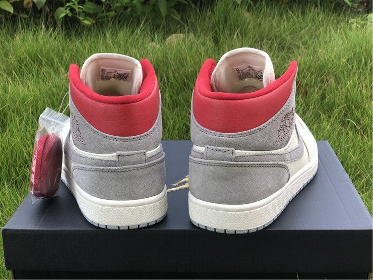JORDAN 1 MID SNEAKERSNSTUFF 20TH ANNIVERSARY - Phantom Kicks