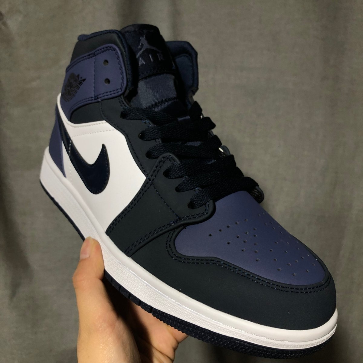 JORDAN 1 MID x ARMORY NAVY - Phantom Kicks