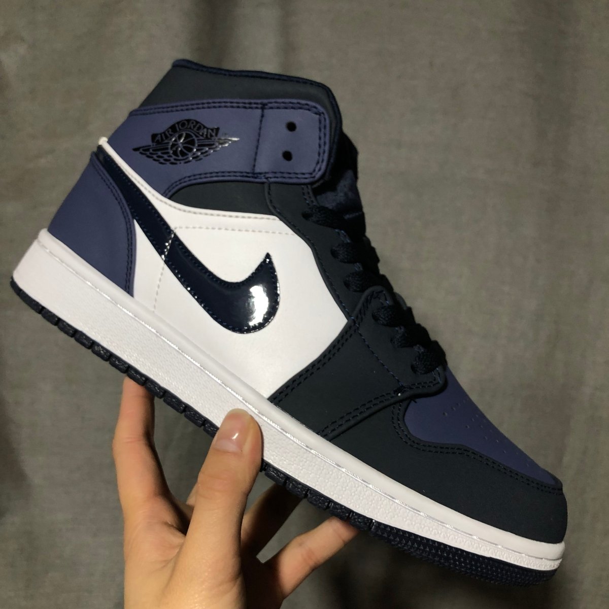 JORDAN 1 MID x ARMORY NAVY - Phantom Kicks