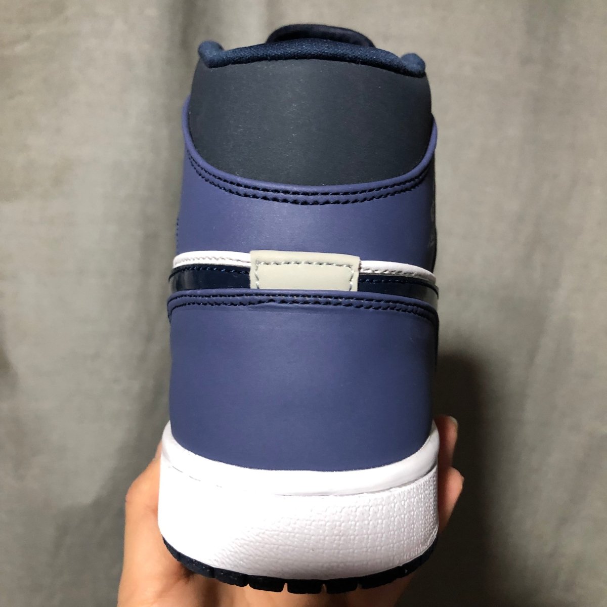 JORDAN 1 MID x ARMORY NAVY - Phantom Kicks