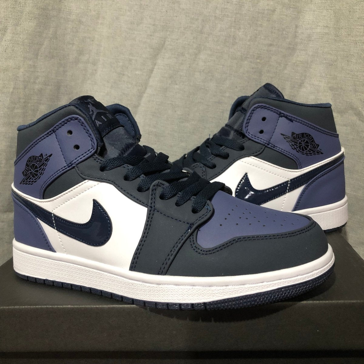 JORDAN 1 MID x ARMORY NAVY - Phantom Kicks