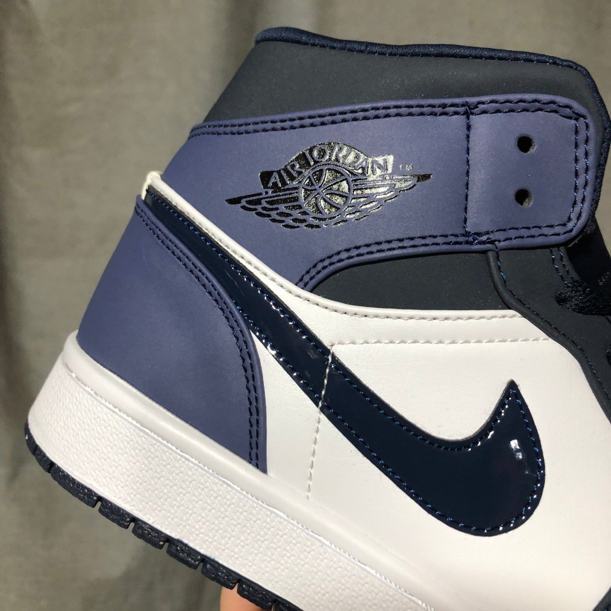 JORDAN 1 MID x ARMORY NAVY - Phantom Kicks
