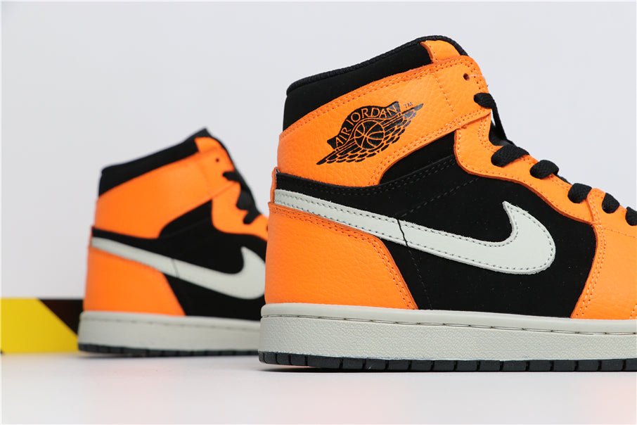 JORDAN 1 MID x BLACK CONE - Phantom Kicks
