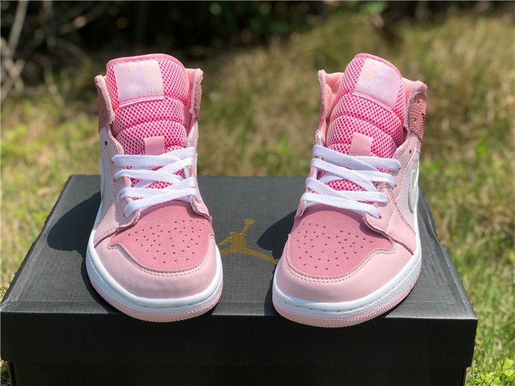 JORDAN 1 MID x DIGITAL PINK - Phantom Kicks