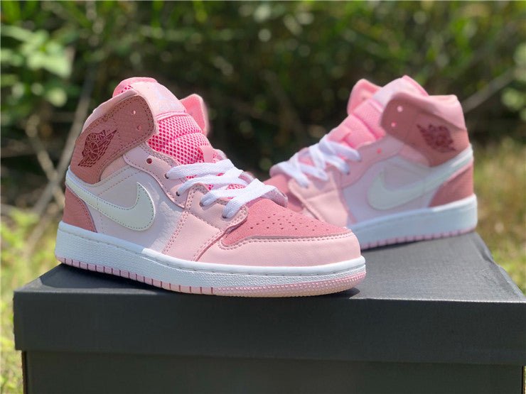 JORDAN 1 MID x DIGITAL PINK - Phantom Kicks
