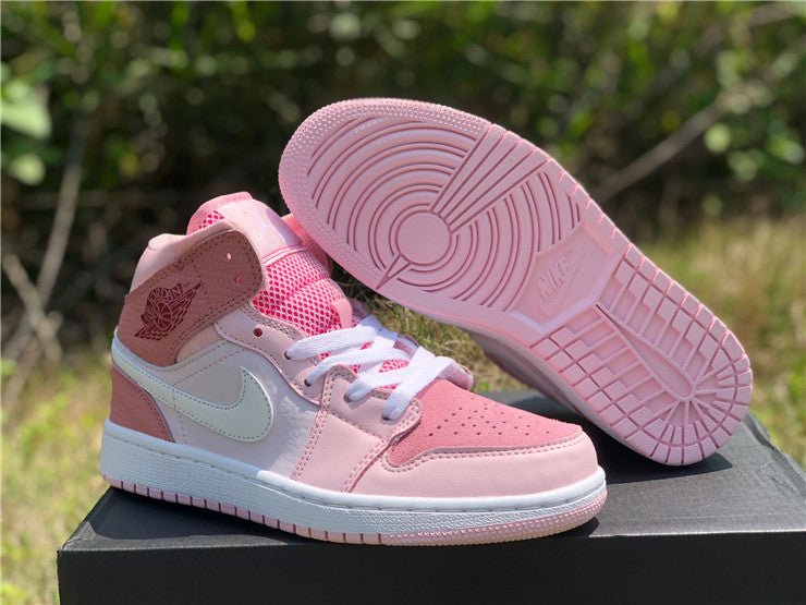 JORDAN 1 MID x DIGITAL PINK - Phantom Kicks