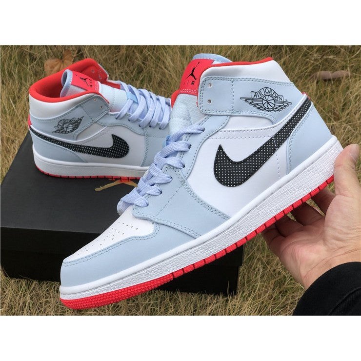 JORDAN 1 MID x HALF BLUE POLKA DOT SWOOSH - Phantom Kicks