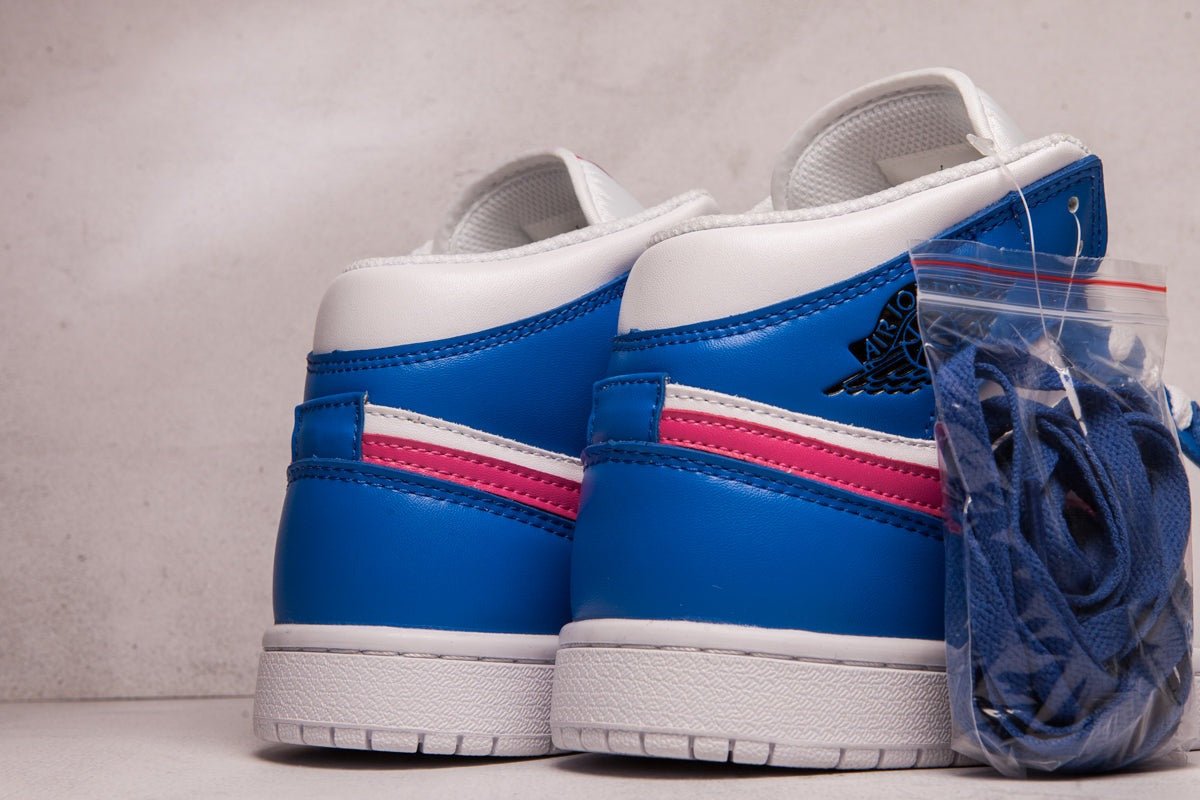 JORDAN 1 MID x HYPER ROYAL HYPER VIOLET - Phantom Kicks