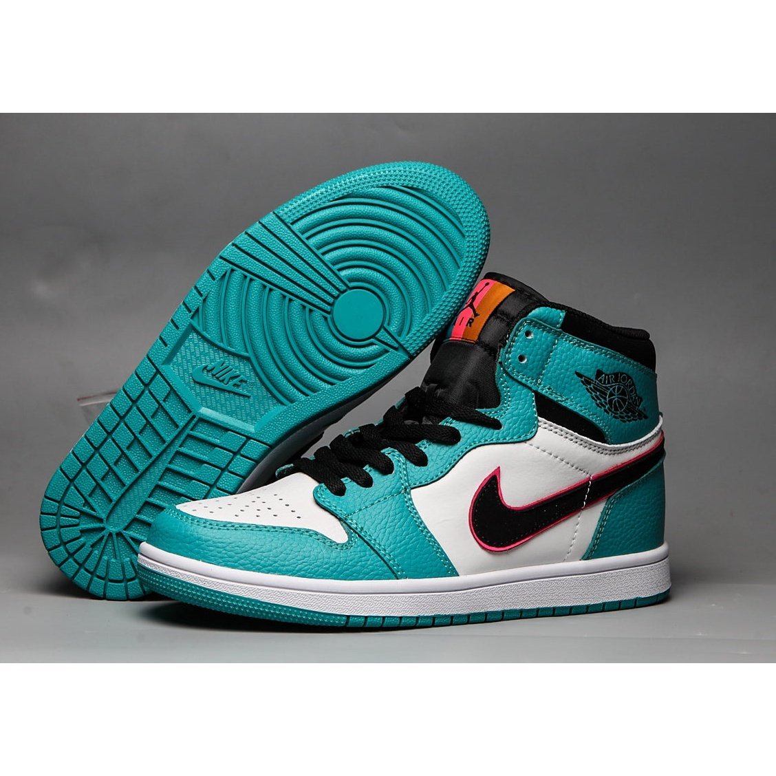 JORDAN 1 MID x SOUTH BEACH - Phantom Kicks