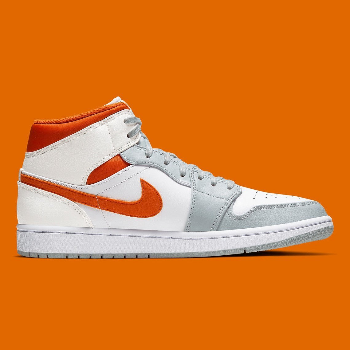 JORDAN 1 MID x STARFISH PURE PLATINUM - Phantom Kicks