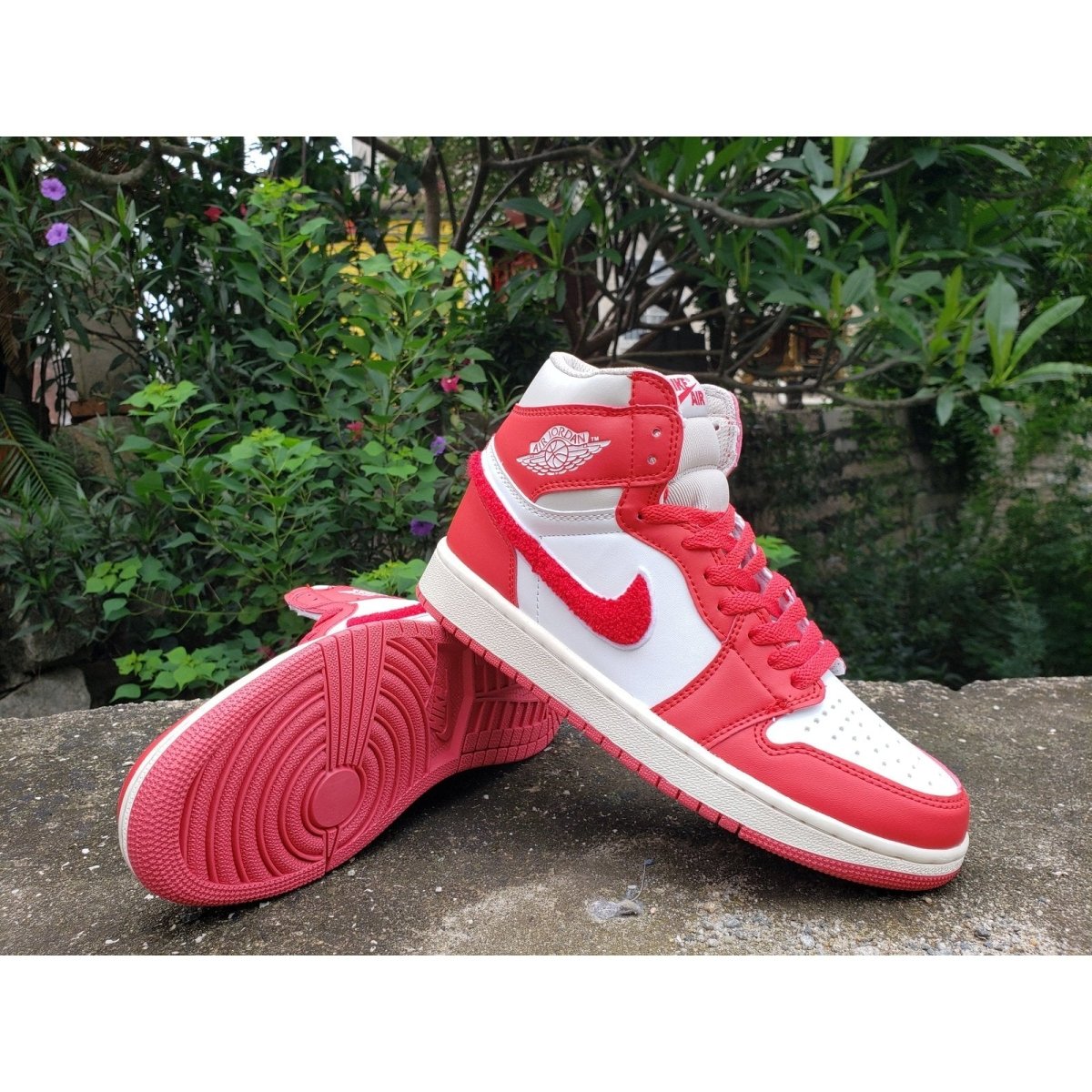 JORDAN 1 MID x SYRACUSE - Phantom Kicks