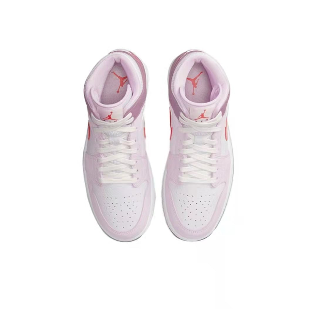 JORDAN 1 MID x VALENTINE'S DAY - Phantom Kicks