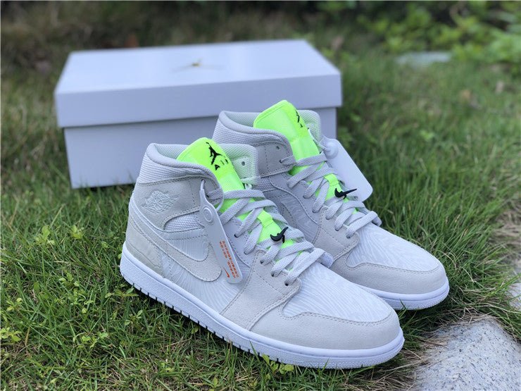 JORDAN 1 MID x VAST GREY GHOST GREEN - Phantom Kicks