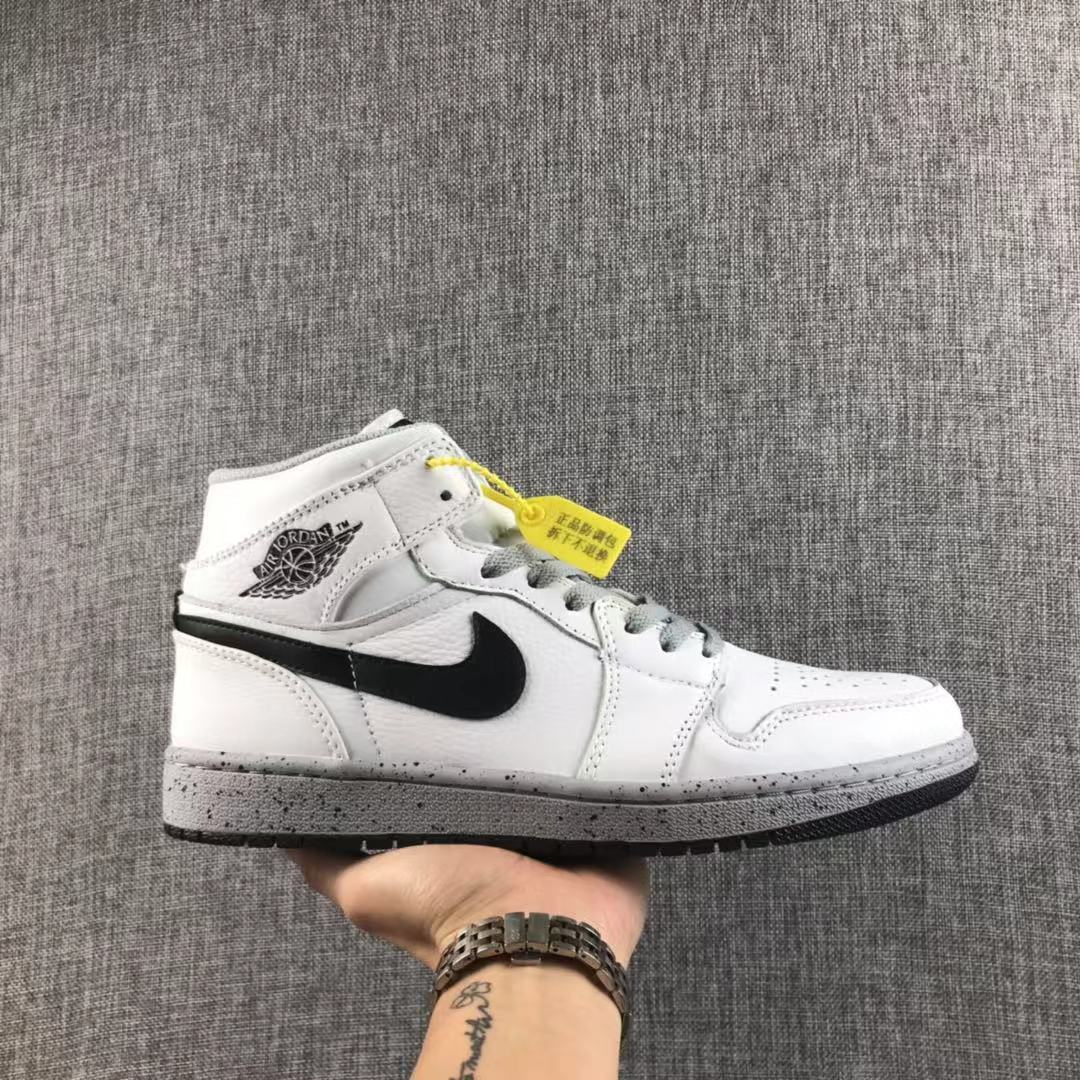 JORDAN 1 MID x WHITE CEMENT - Phantom Kicks