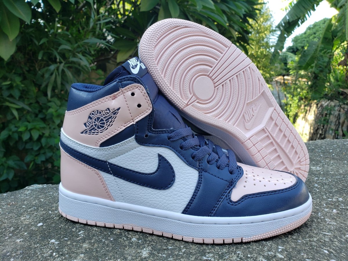 JORDAN 1 RETRO HIGH OG x ATMOSPHERE - Phantom Kicks