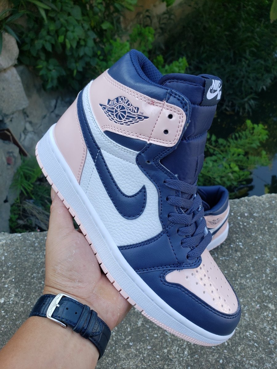 JORDAN 1 RETRO HIGH OG x ATMOSPHERE - Phantom Kicks