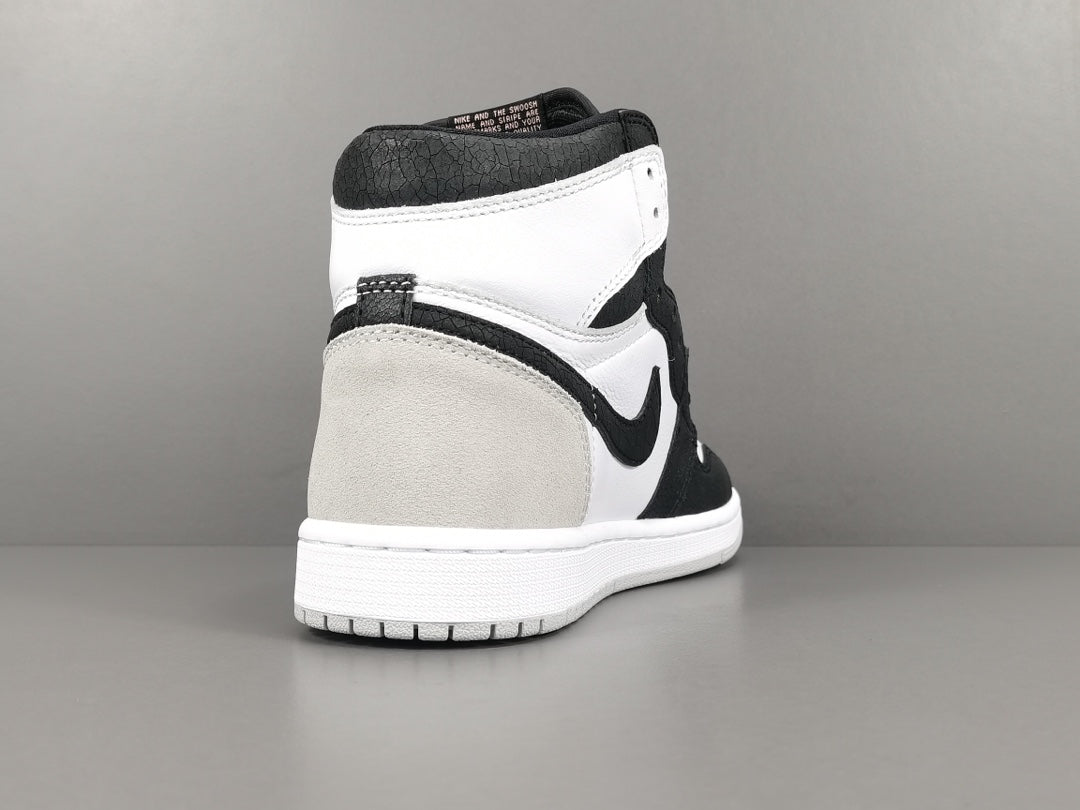 JORDAN 1 RETRO HIGH OG x BLEACHED CORAL - Phantom Kicks