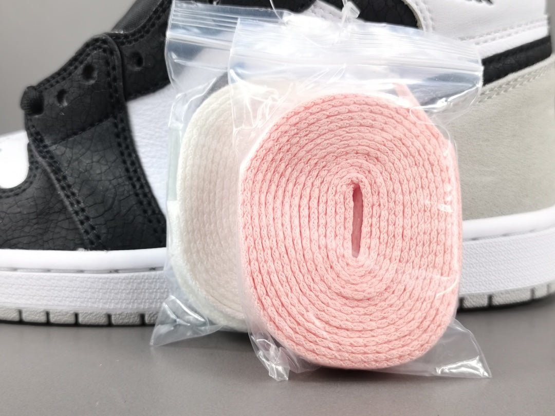 JORDAN 1 RETRO HIGH OG x BLEACHED CORAL - Phantom Kicks