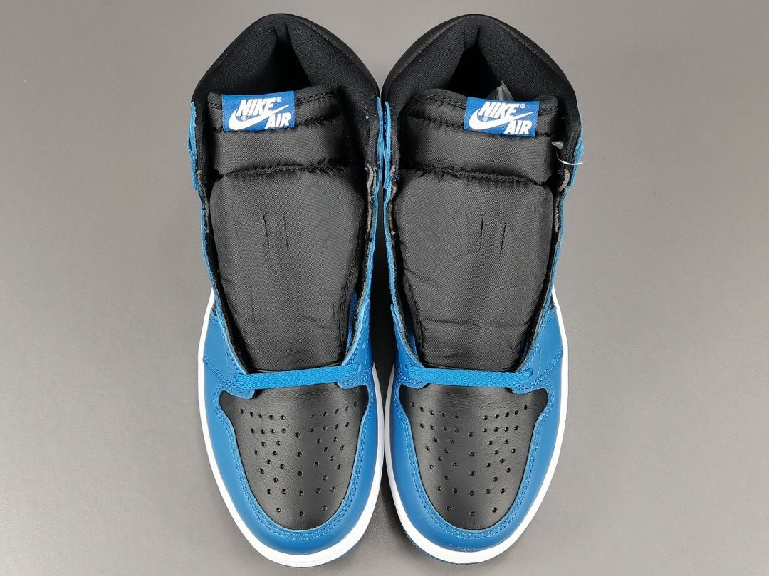 JORDAN 1 RETRO HIGH OG x DARK MARINA BLUE - Phantom Kicks