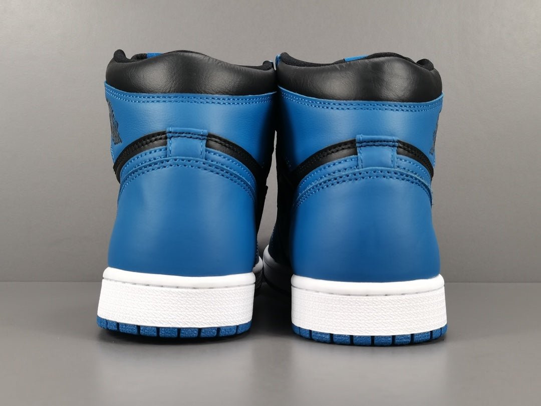 JORDAN 1 RETRO HIGH OG x DARK MARINA BLUE - Phantom Kicks