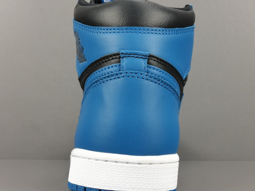 JORDAN 1 RETRO HIGH OG x DARK MARINA BLUE - Phantom Kicks