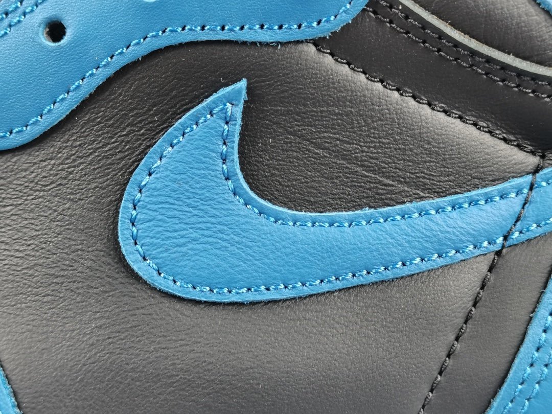 JORDAN 1 RETRO HIGH OG x DARK MARINA BLUE - Phantom Kicks