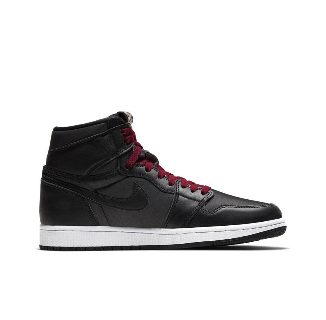 JORDAN 1 RETRO HIGH x BLACK SATIN GYM RED - Phantom Kicks