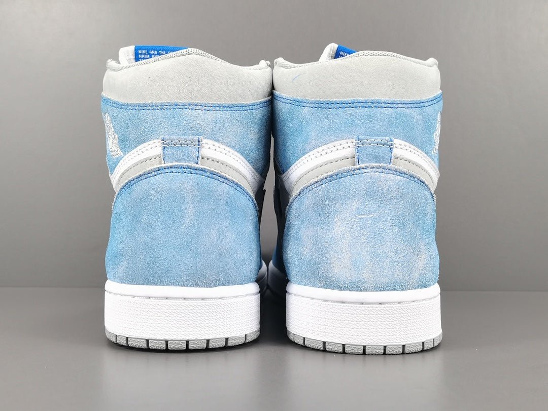 JORDAN 1 RETRO HIGH x HYPER ROYALE SMOKE GREY - Phantom Kicks