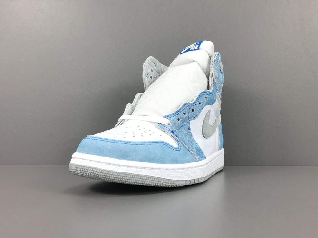JORDAN 1 RETRO HIGH x HYPER ROYALE SMOKE GREY - Phantom Kicks