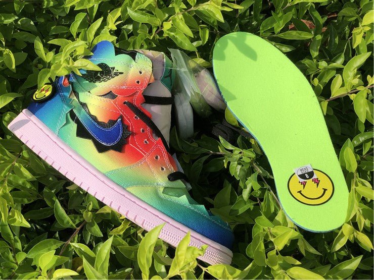 JORDAN 1 RETRO HIGH x J BALVIN - Phantom Kicks