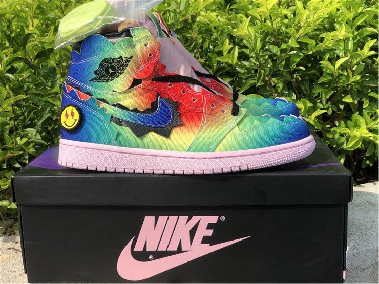JORDAN 1 RETRO HIGH x J BALVIN - Phantom Kicks
