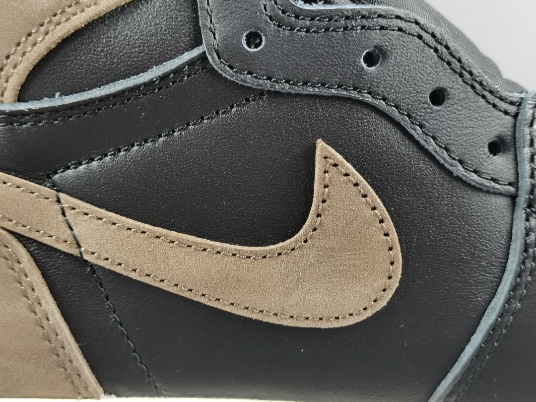JORDAN 1 RETRO HIGH x PALOMINO - Phantom Kicks