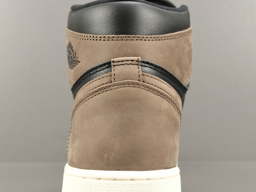 JORDAN 1 RETRO HIGH x PALOMINO - Phantom Kicks