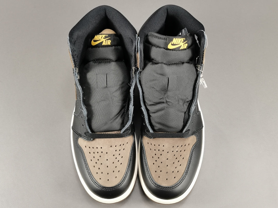 JORDAN 1 RETRO HIGH x PALOMINO - Phantom Kicks