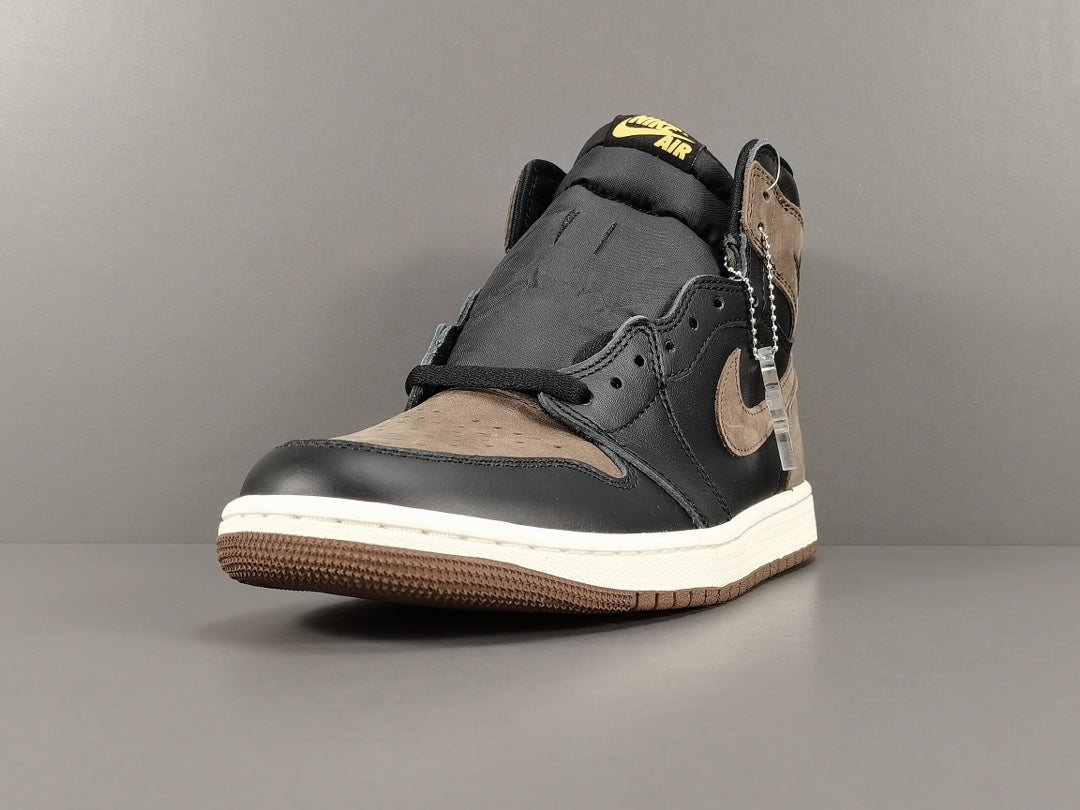 JORDAN 1 RETRO HIGH x PALOMINO - Phantom Kicks