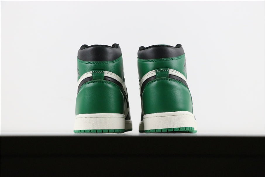 JORDAN 1 RETRO HIGH x PINE GREEN - Phantom Kicks
