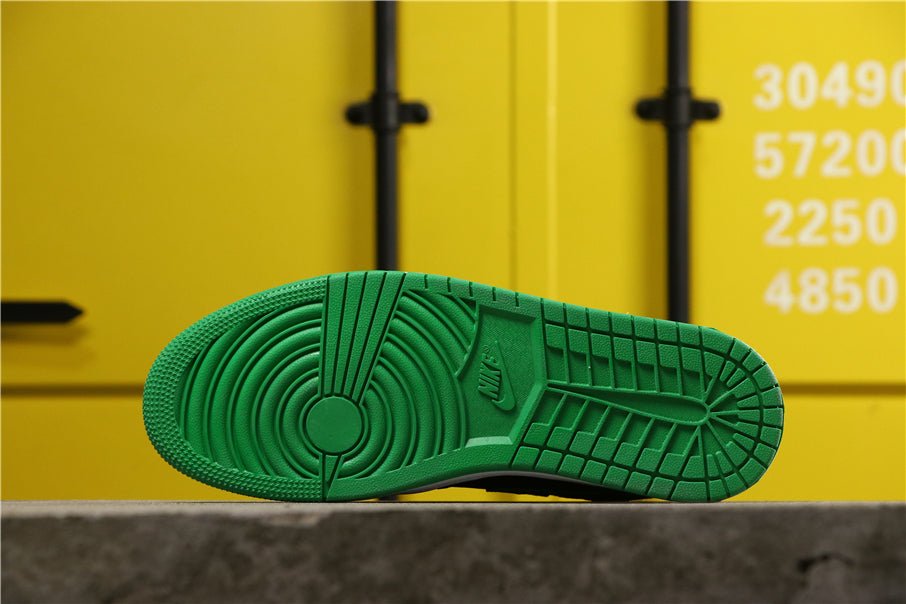 JORDAN 1 RETRO HIGH x PINE GREEN BLACK - Phantom Kicks