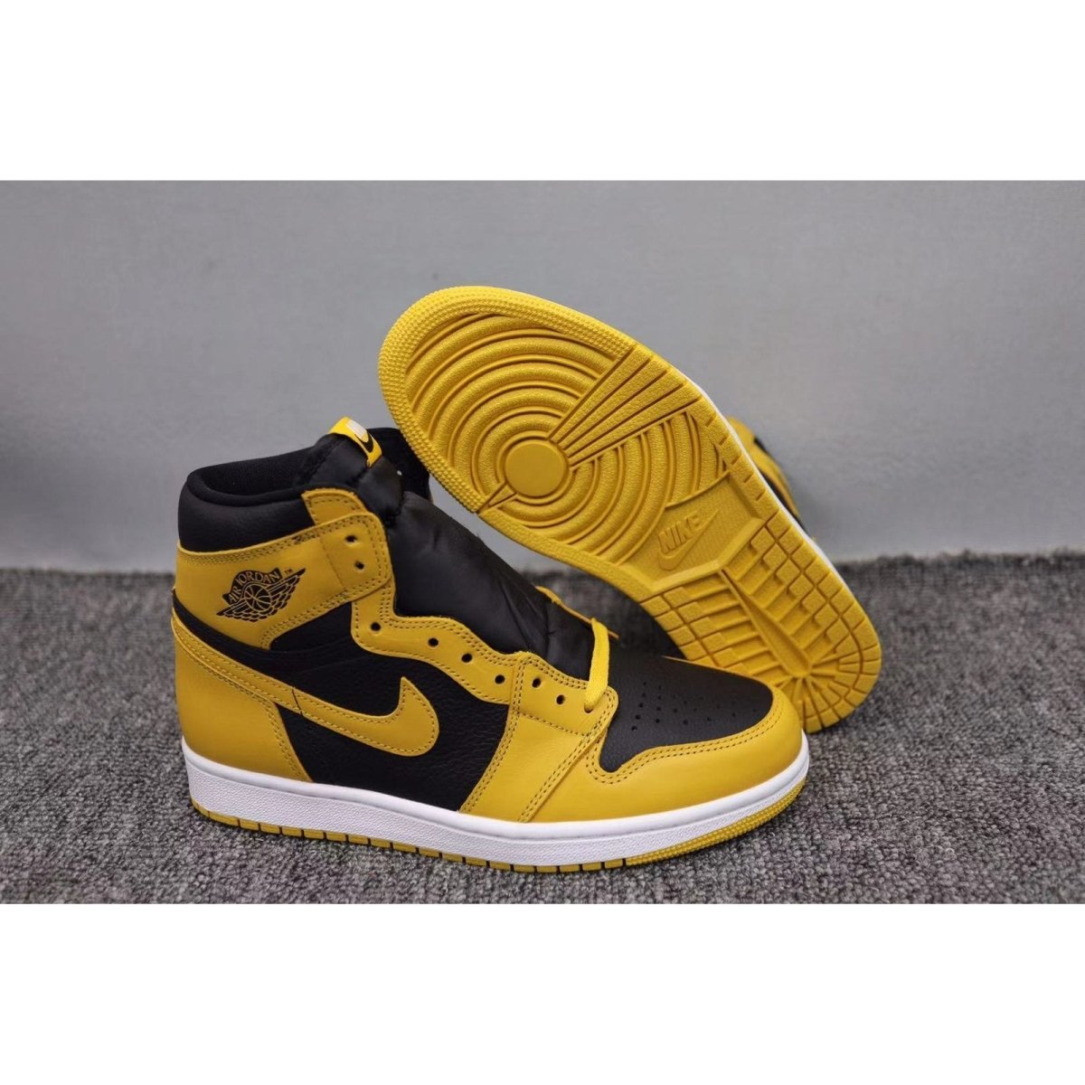 JORDAN 1 RETRO HIGH x POLLEN - Phantom Kicks