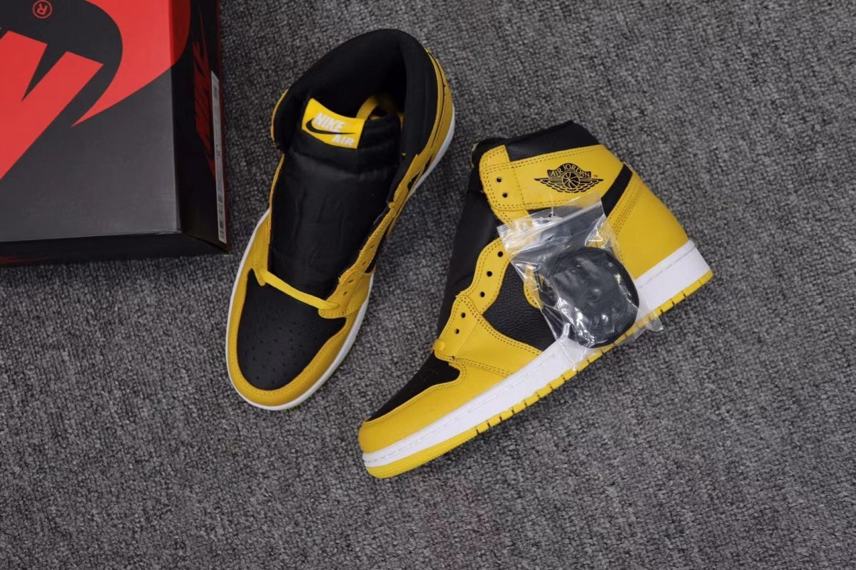 JORDAN 1 RETRO HIGH x POLLEN - Phantom Kicks