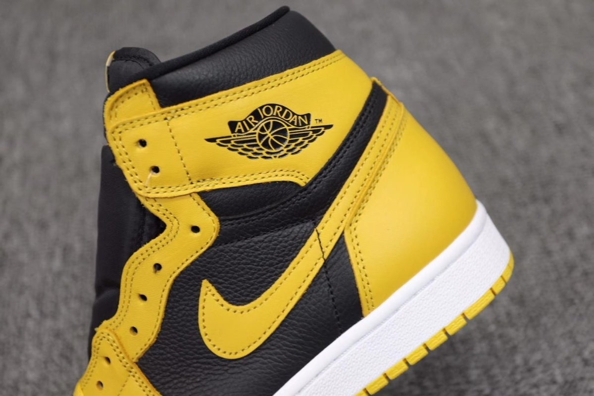 JORDAN 1 RETRO HIGH x POLLEN - Phantom Kicks