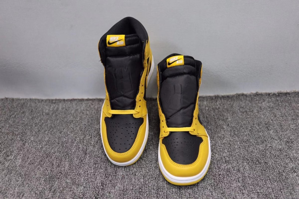 JORDAN 1 RETRO HIGH x POLLEN - Phantom Kicks