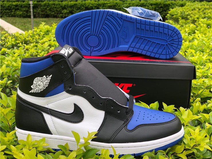 JORDAN 1 RETRO HIGH x ROYAL TOE - Phantom Kicks