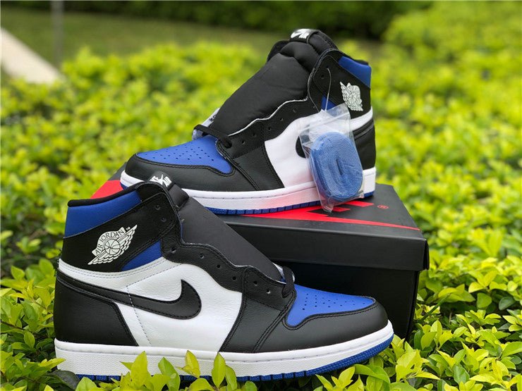JORDAN 1 RETRO HIGH x ROYAL TOE - Phantom Kicks
