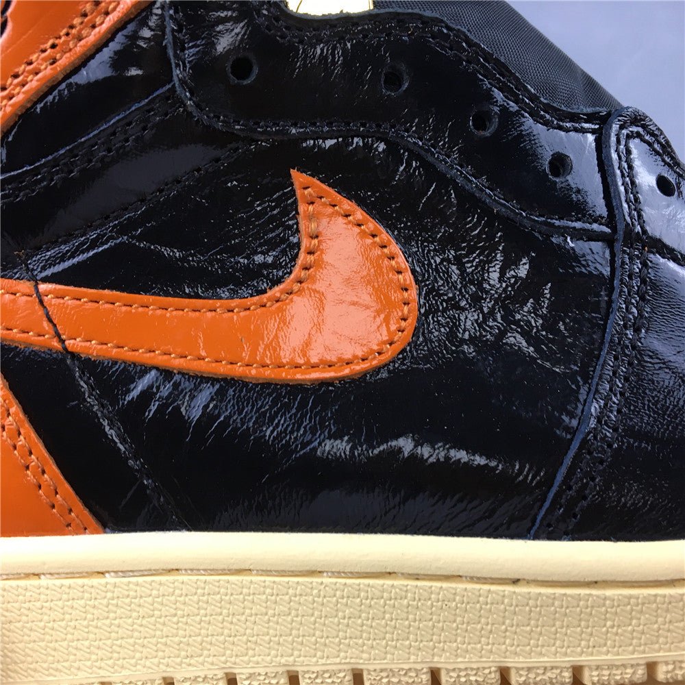 JORDAN 1 RETRO HIGH x SHATTERED BACKBOARD 3.0 - Phantom Kicks