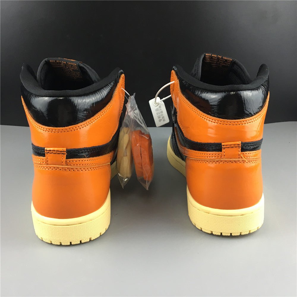 JORDAN 1 RETRO HIGH x SHATTERED BACKBOARD 3.0 - Phantom Kicks