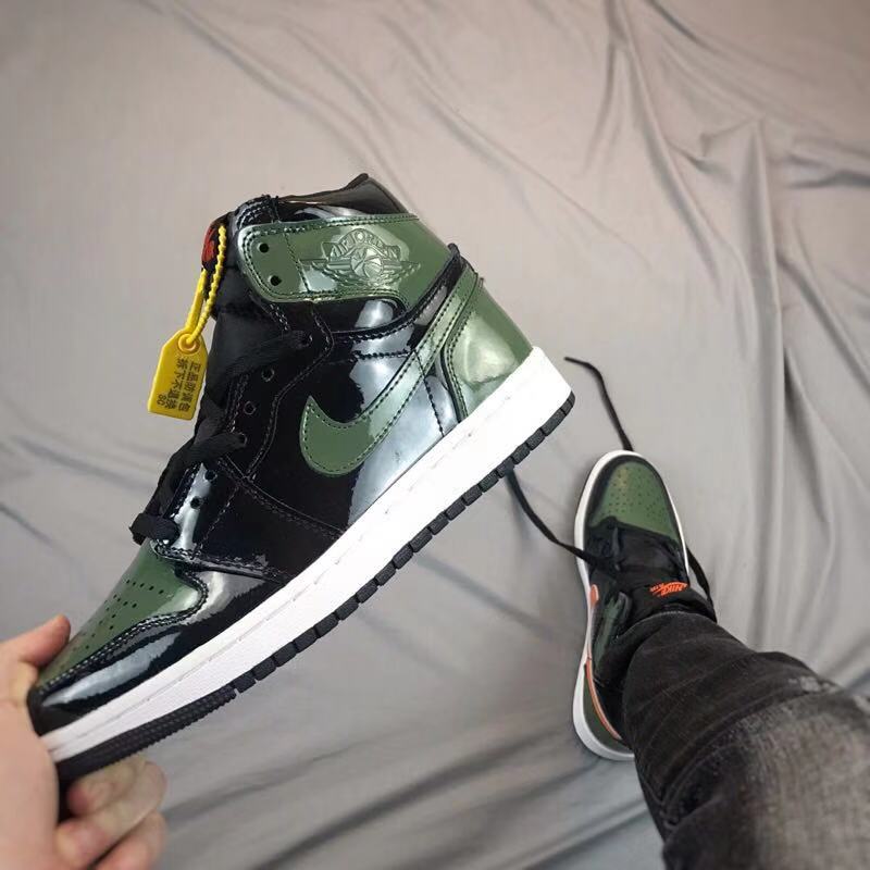 JORDAN 1 RETRO HIGH x SOLEFLY ART BASEL BLACK - Phantom Kicks