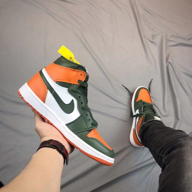 JORDAN 1 RETRO HIGH x SOLEFLY ART BASEL SAIL - Phantom Kicks
