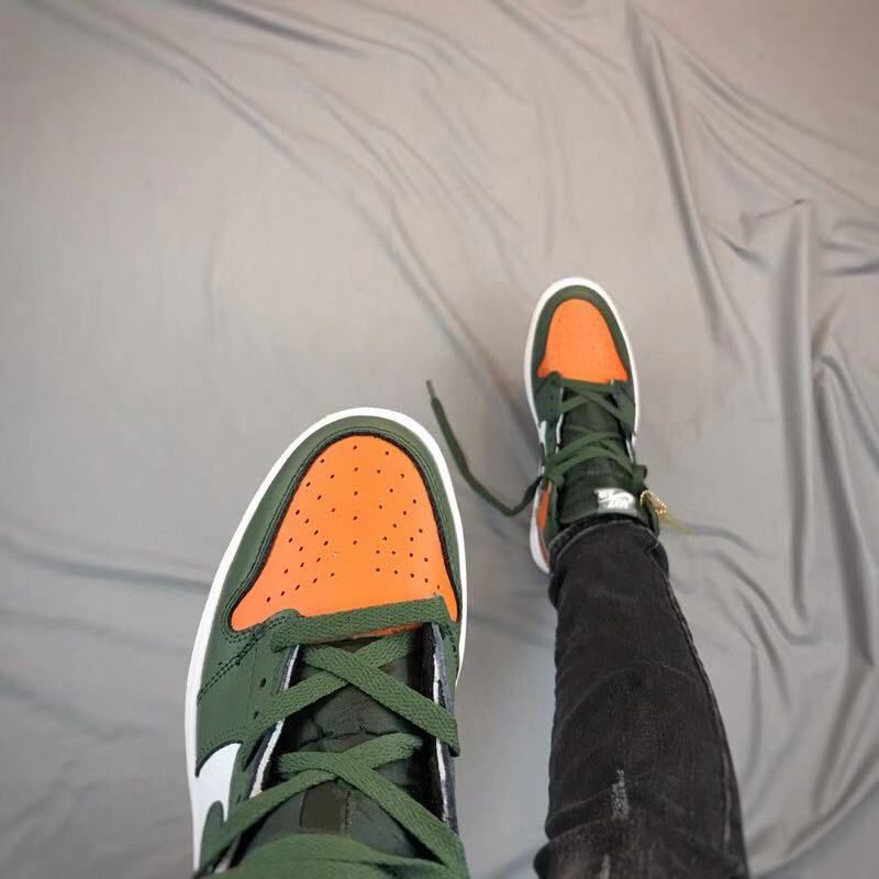 JORDAN 1 RETRO HIGH x SOLEFLY ART BASEL SAIL - Phantom Kicks